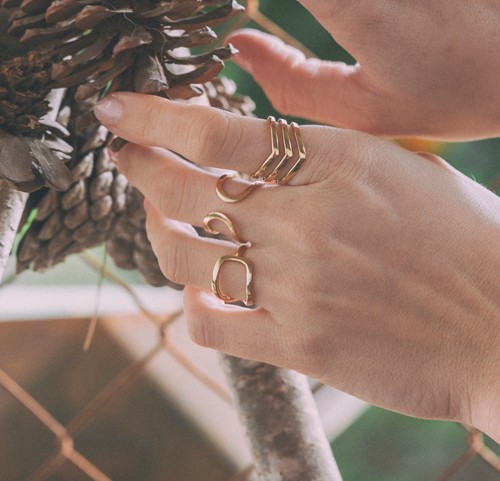 Anillos de oro mujer triple flecha Tessara
